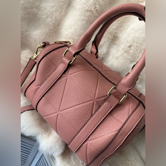 Pink Rose’ All Day Quilted Barrel Crossbody Bag - Picture 5 of 16